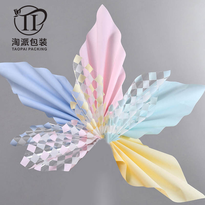 批发魔方透明格纹opp玻璃纸防水花艺鲜花包装纸花店玫瑰花包花纸