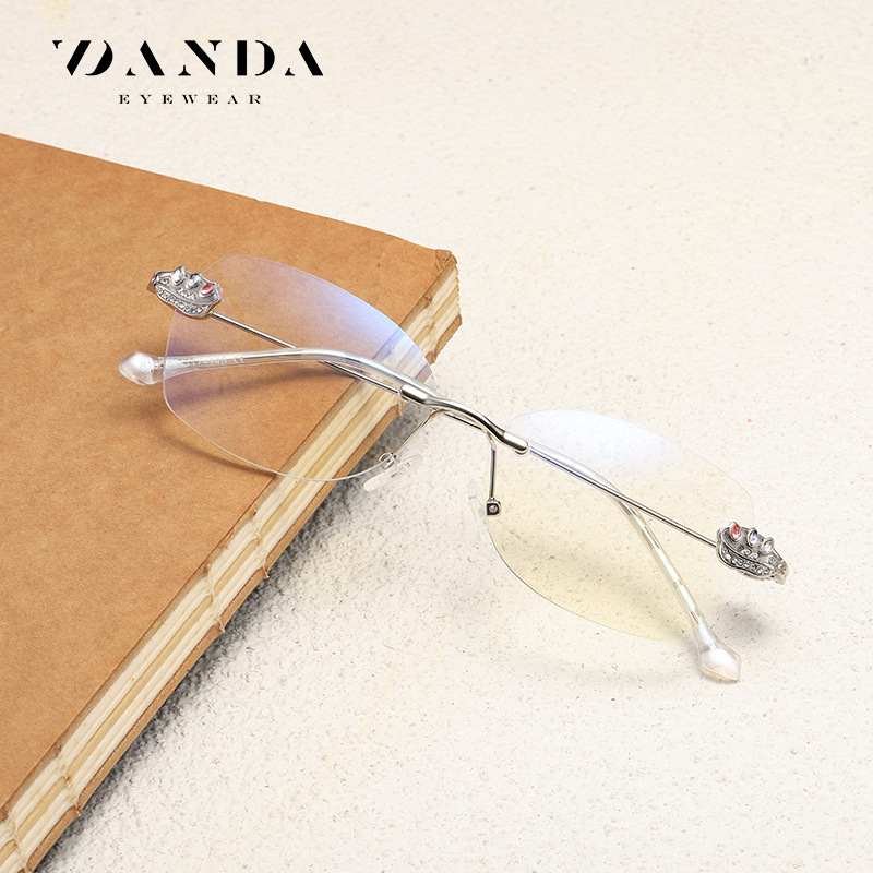 Tiktok mismo estilo gafas de lectura sin marco de moda gafas de lectura incrustadas en diamantes DY8105 lectura palabras pequeñas gafas de lectura de luz anti-azul