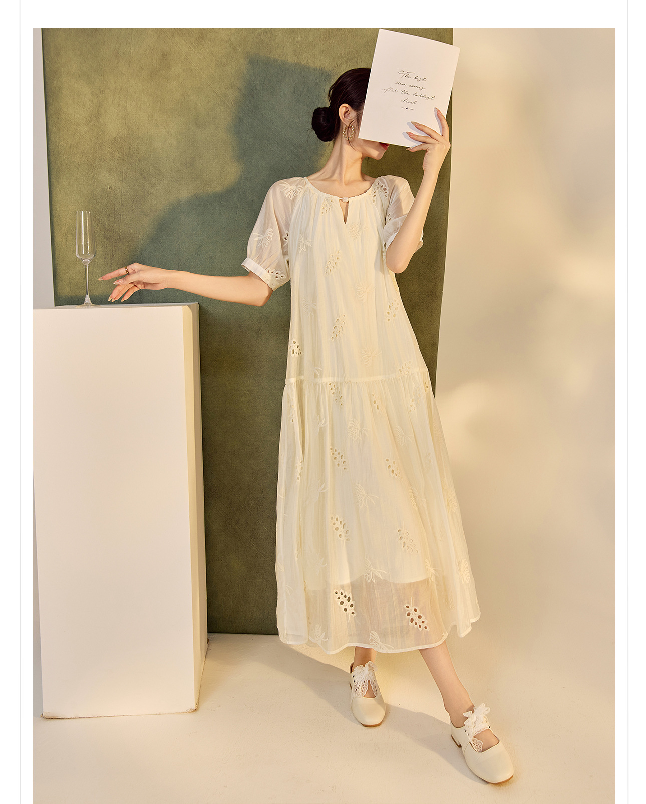 Váy suông midi Tencel phong cách Trung Quốc mới tay ngắn cổ tròn — Màu trắng be chi tiết 12