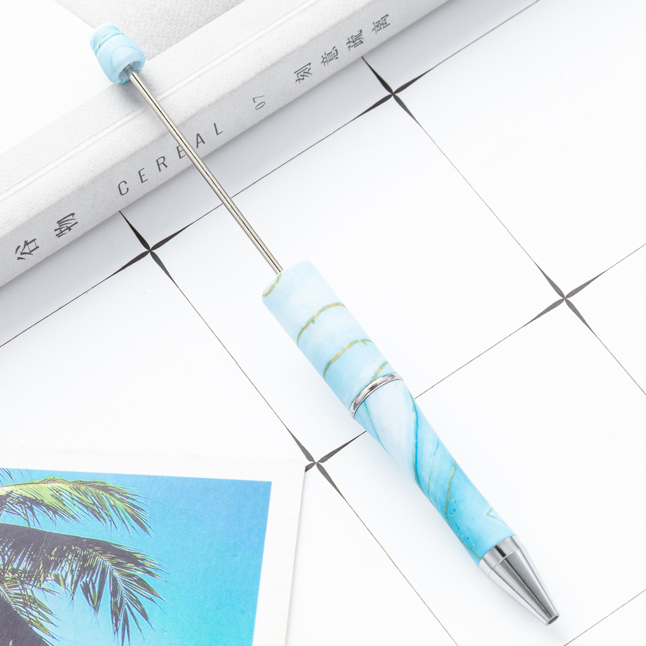 Diy plástico creativo mano de leopardo flor de cuentas al por mayor de alto valor de impresión plástico cuentas