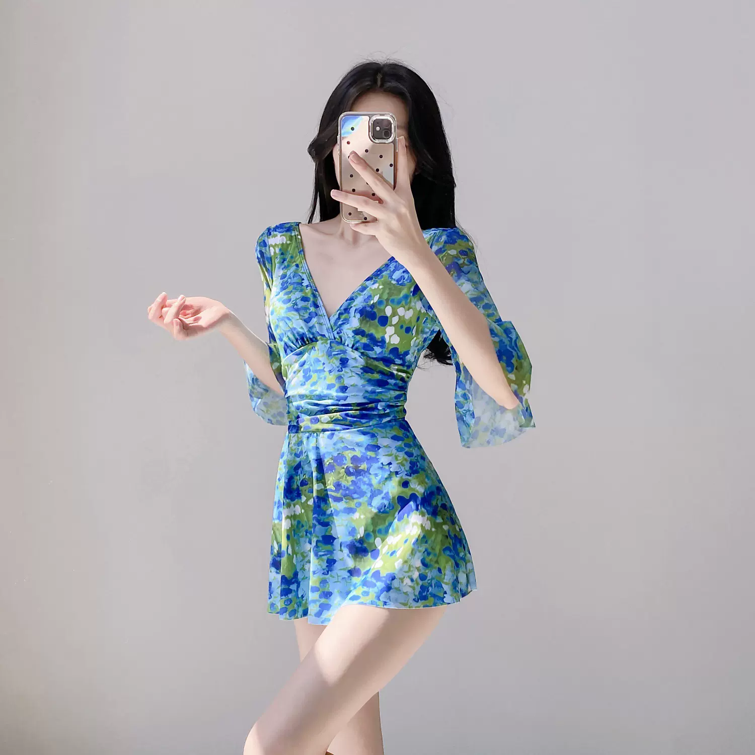 2025新款泳衣女连体裙式大码胖mm显瘦遮肚保守高级感温泉游泳装女