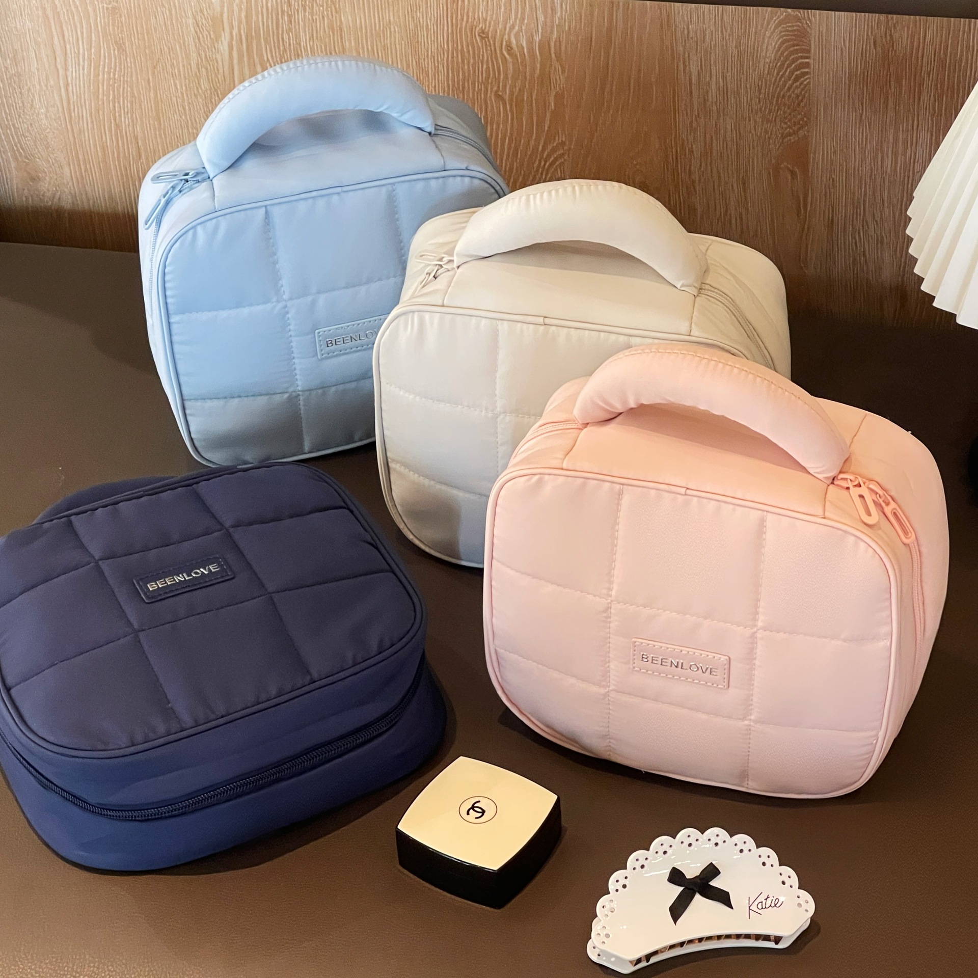 2025 nueva bolsa de maquillaje portátil portátil de gran capacidad bolsa de almacenamiento de maquillaje de alta calidad bolsa de baño de viaje de estudiantes