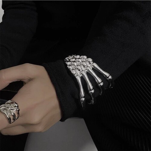 Niche design dark skeleton ghost claw bracelet, unisex trendy Ins niche design personalized hip-hop cuff headband trendy
