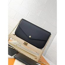 ���Q���u�ʯ�y�¿��ϻ�朗lС�����μ�б�������һ�ŷ����