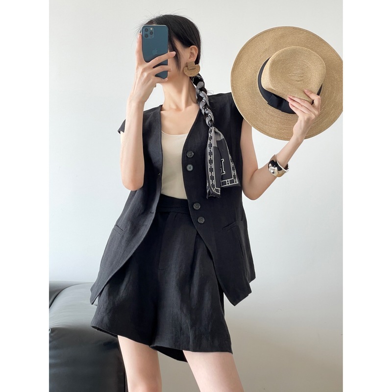 高品質の商品！オールドマネースタイルノースリーブスーツベストカジュアルワイドレッグショーツツーピースセット女性のライト高級リネンスーツ|undefined