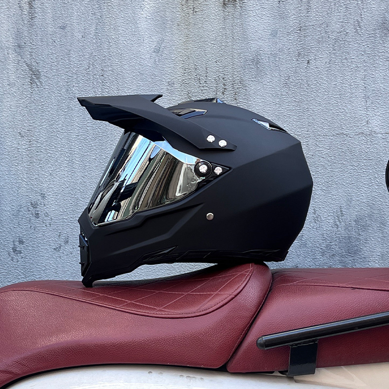Casco de campo traviesa Casco de carreras de motos Casco de carretera Casco de doble propósito para hombres y mujeres Casco de tracción de cuatro estaciones Casco completo Orz