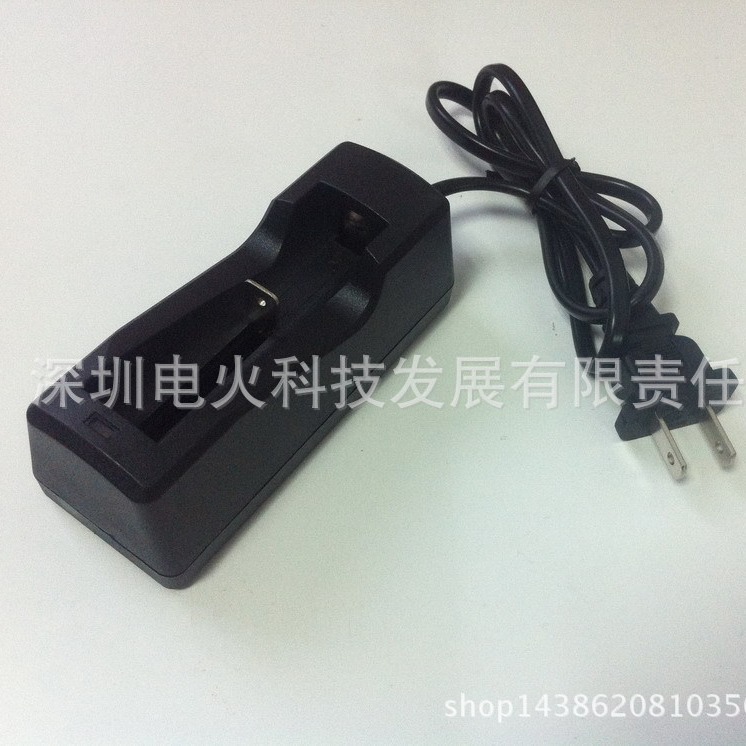 18650 18490 18350单槽万能充带线，美规欧规英规，CE FCC认证