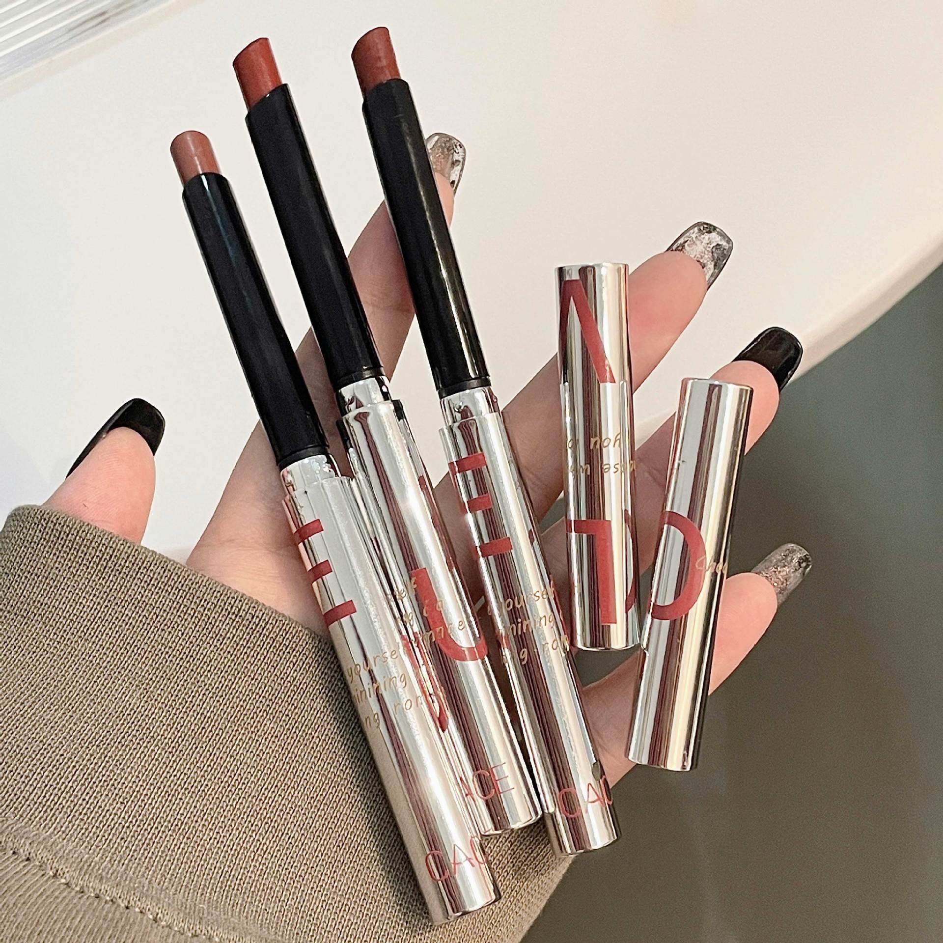 CACE Love Small Silver Tube Lipstick Semi-matte Non-Drying Long-lasting Lip Gloss Autumn and Winter New Product Affordable one-piece consignment undefined
