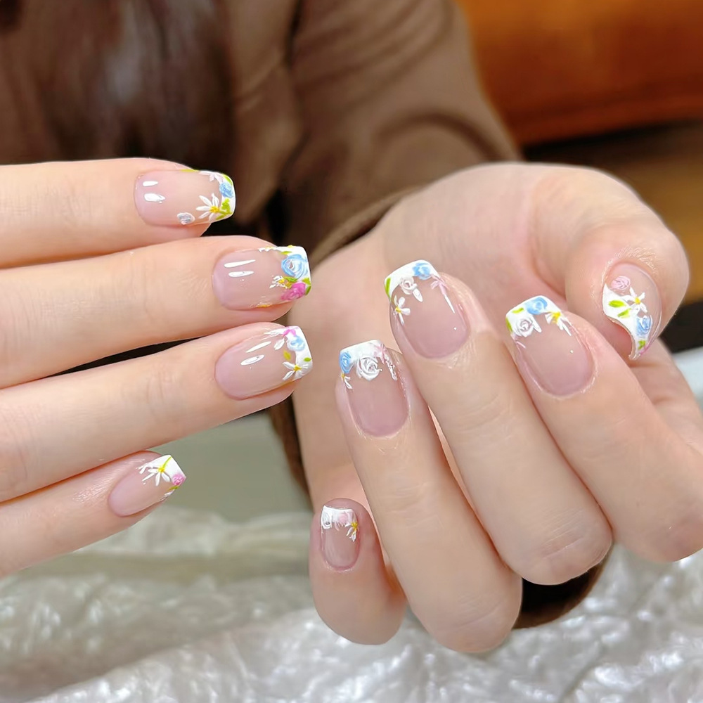 Moda venta caliente con incrustaciones de diamantes, pegamento de gelatina, piezas de uñas para uñas para uñas para estudiantes, piezas cortas al por mayor, piezas de uñas para usar desmontables