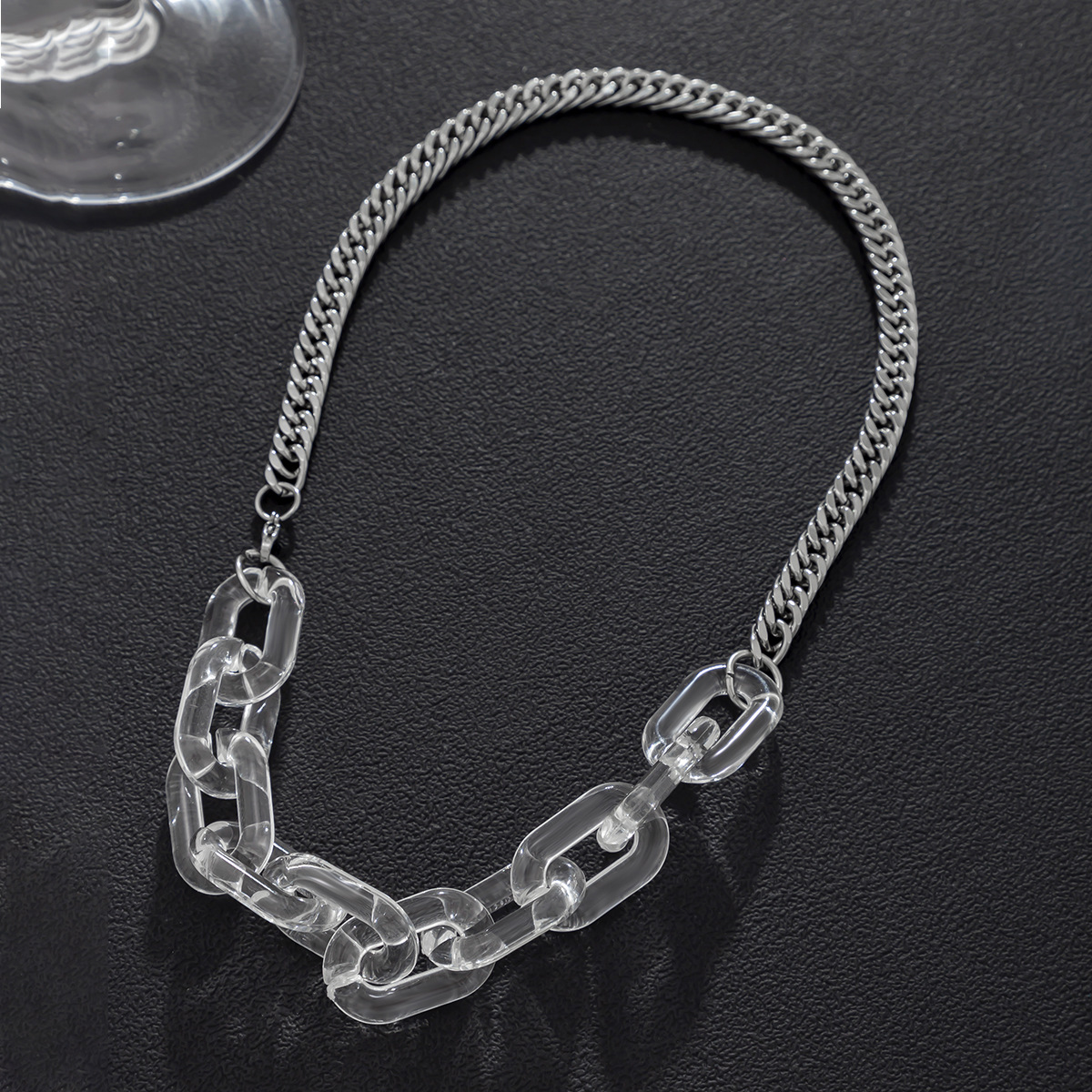 Simple Style Geometric Transparent Titanium Steel Necklace