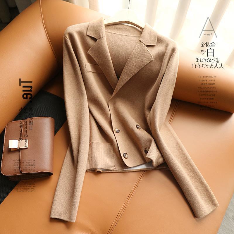 Comes with High Sense Elegant Lifting Style Four Button Design Dress Collar Wool Knit Sweater Women's Small Jacket