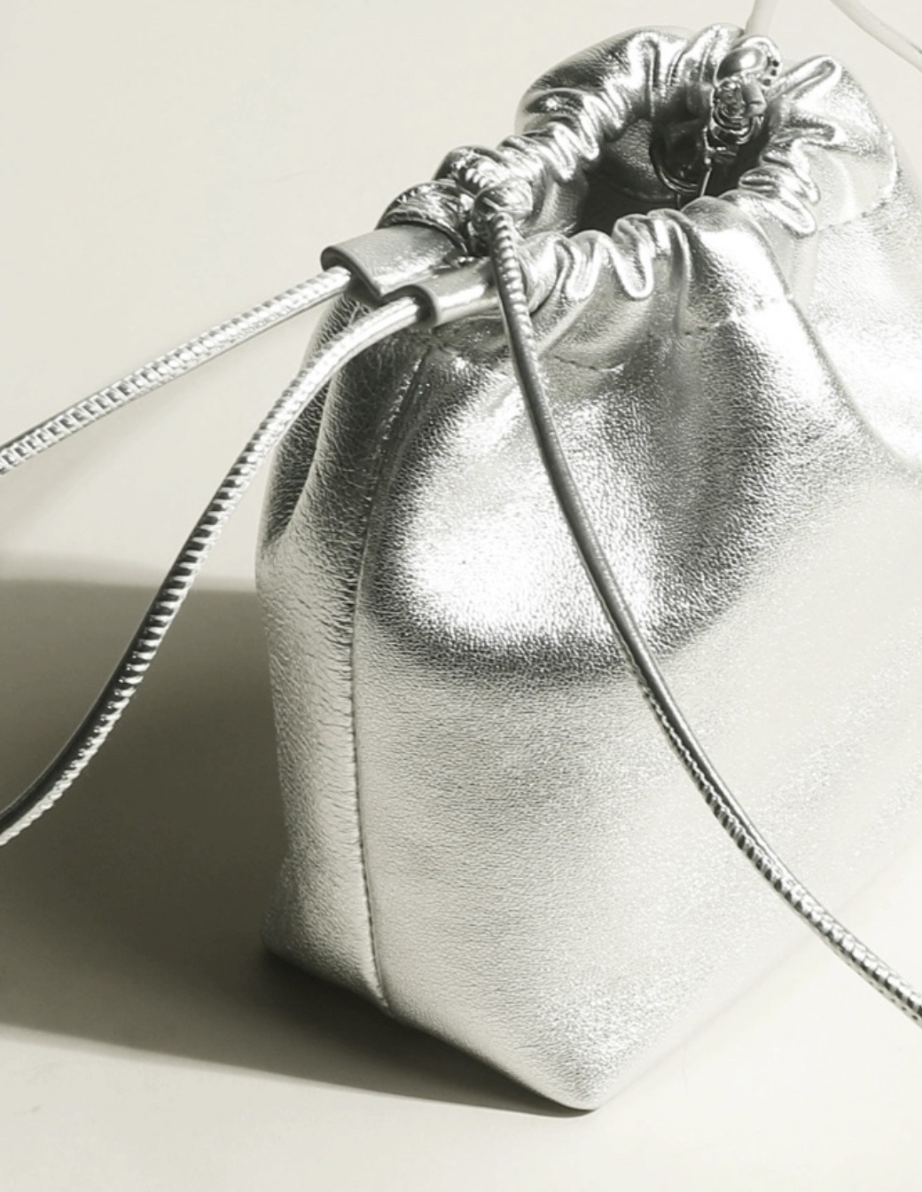 Nuevo bolso bandolera con cordón para teléfono móvil para mujer, minibolso informal versátil a la moda con un solo hombro_voghion.com