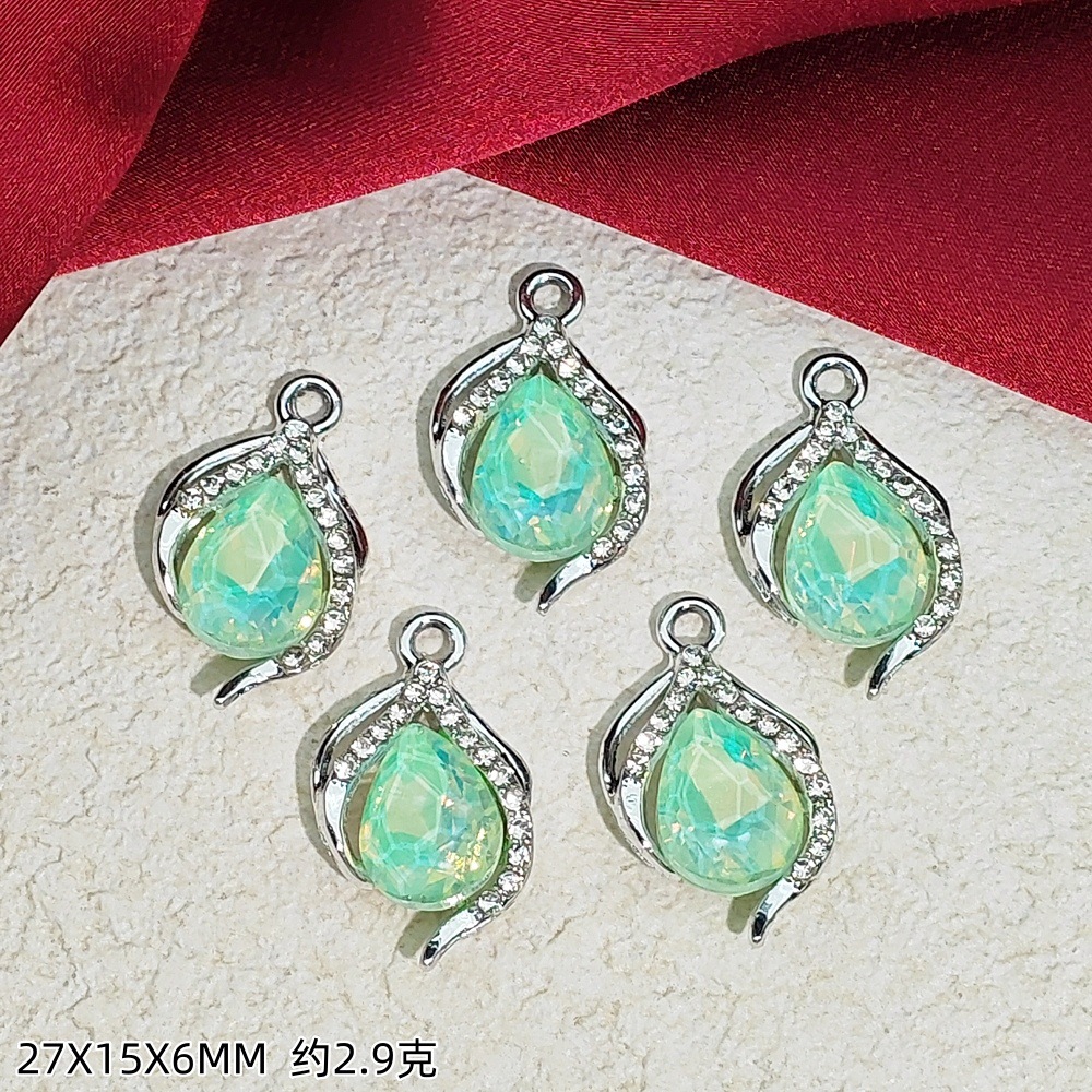 Exquisitos accesorios de joyería colgante de diamante de alta protección ultravioleta al por mayor collar DIY artesanal colgante de materiales de ropa de pulsera