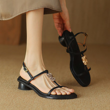 ����װ�� 3.5cm��ֺ��ЬŮ2024���ļ��н��и�ŮЬ���ʴָ���ŮЬ