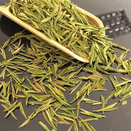 正宗浙江安吉雨前黄金芽清爽醇和，淡淡茶香