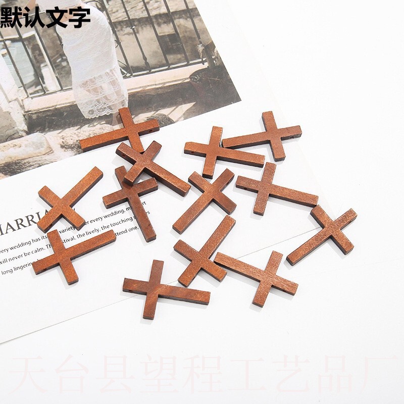 Factory direct 4*3cm wood cross solid wood pendant crafts wooden cross DIY jewelry project