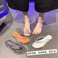 跨境夏季新款时尚水晶人字拖鞋女外穿韩版ins百搭夹脚平底沙滩鞋