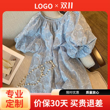 蓝色碎花泡泡袖衬衫女2025夏季新款短袖宽松设计感小众一字肩上衣