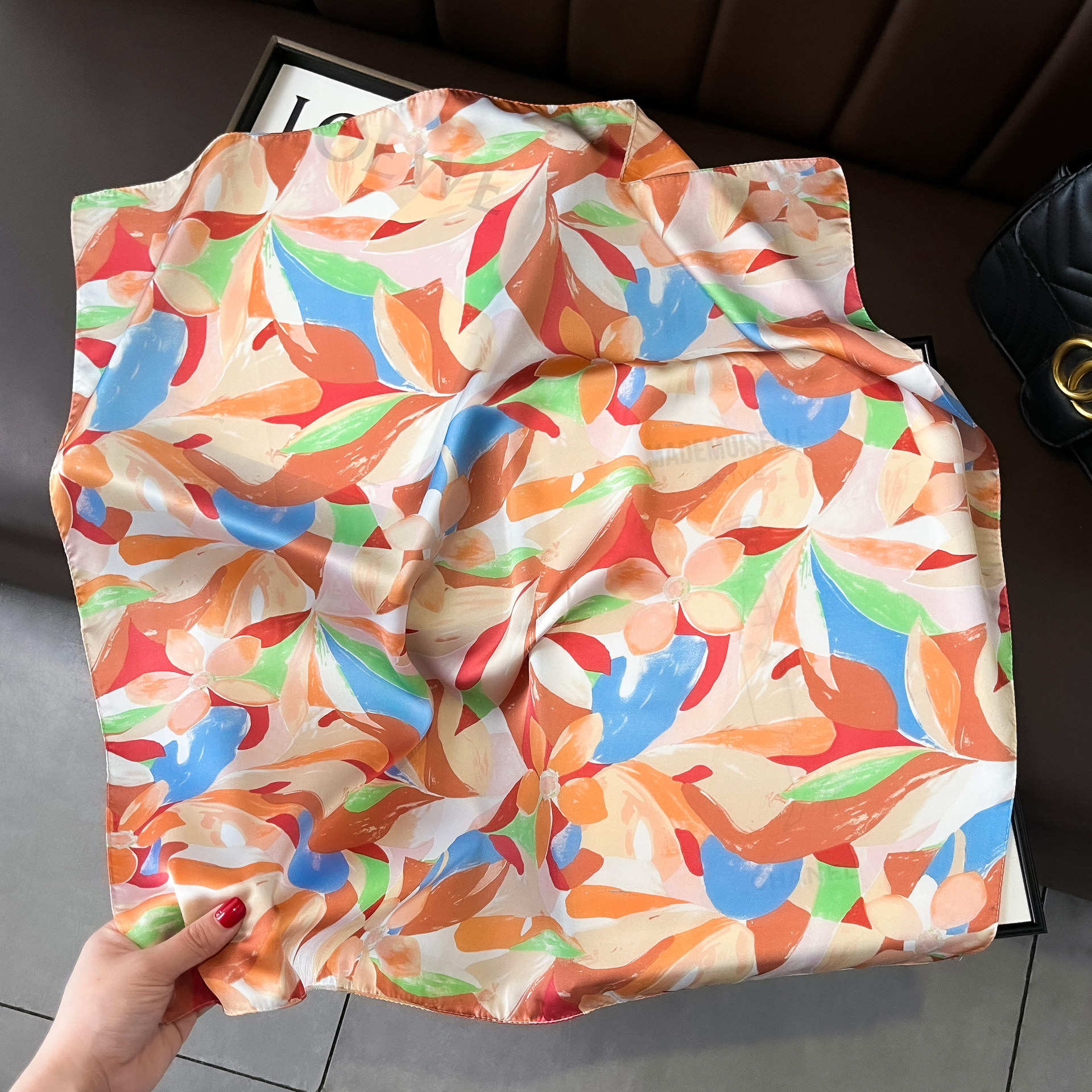 Small Square Scarf Floral Printed Versatile Neck Scarf For Women_voghion.com