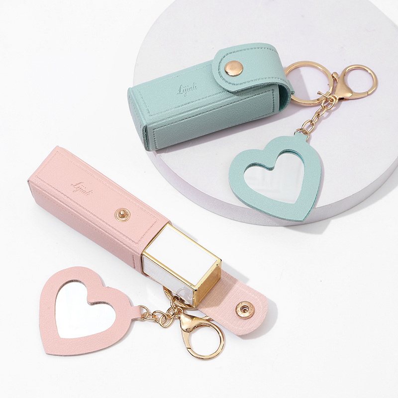 Retro Heart Shape Pu Leather Keychain display picture 3