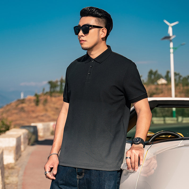 Más tamaño de los hombres de la marca de moda grasa suelta manga corta Camisa de polo más tamaño gradiente gordo media manga Polo camisa