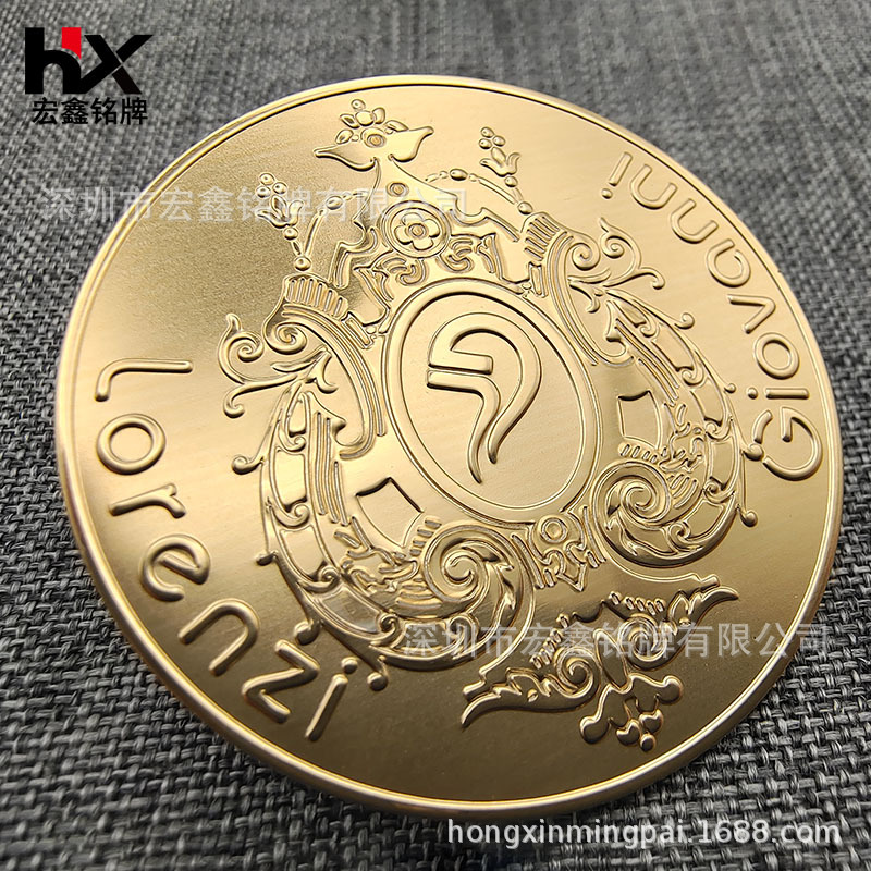 供应化妆品包装瓶标签印刷金属标牌五金logo贴纸立体丝印转印铭牌