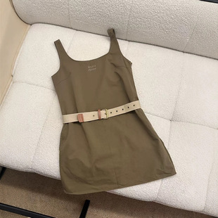 MIU���_��2026�ļ��¿��ɫ�����B��ȹŮ�nϵ�����@����������