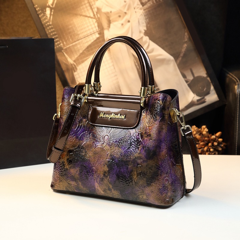 Women's handbag fashion 2024 Spring and Autumn new item niche design versatile temperament Western style crossbody_voghion.com