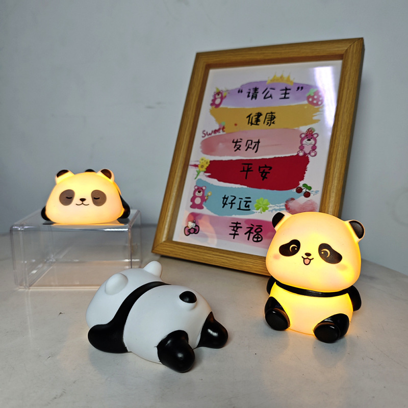 搪胶熊猫趴姿小夜灯蛋糕装饰节日摆件带灯光儿童卡通玩具摆摊礼物|undefined