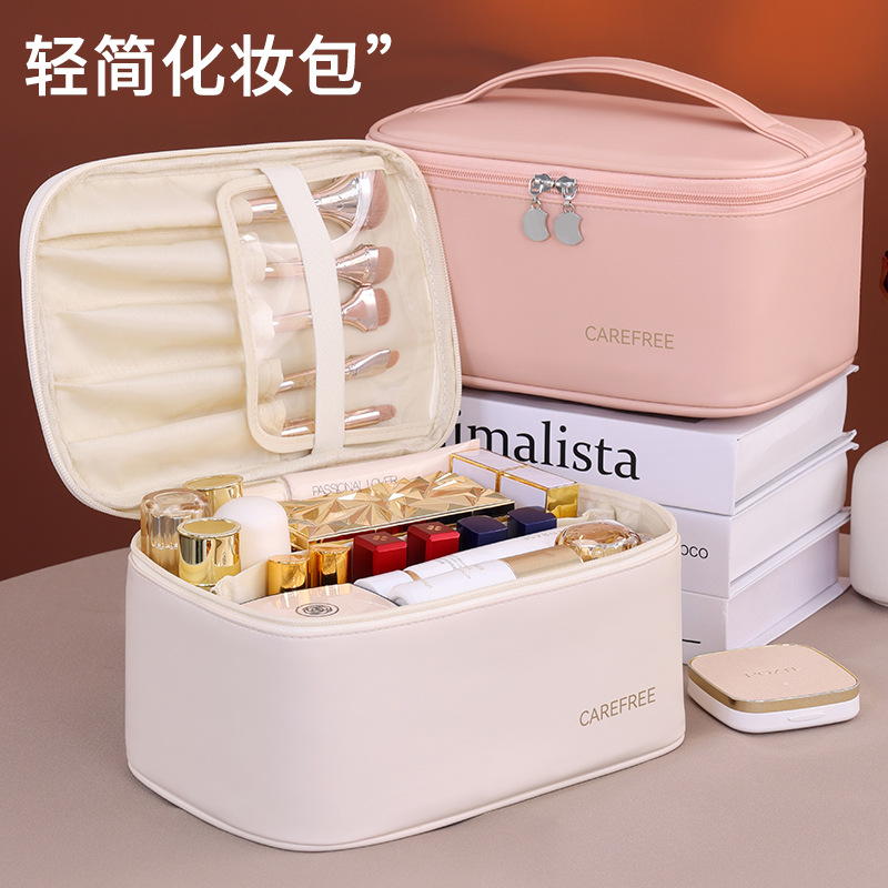Bolsa de maquillaje de lujo ligera de gran capacidad con partición de alto valor cosmético pu bolsa de maquillaje de viaje bolsa de maquillaje portátil