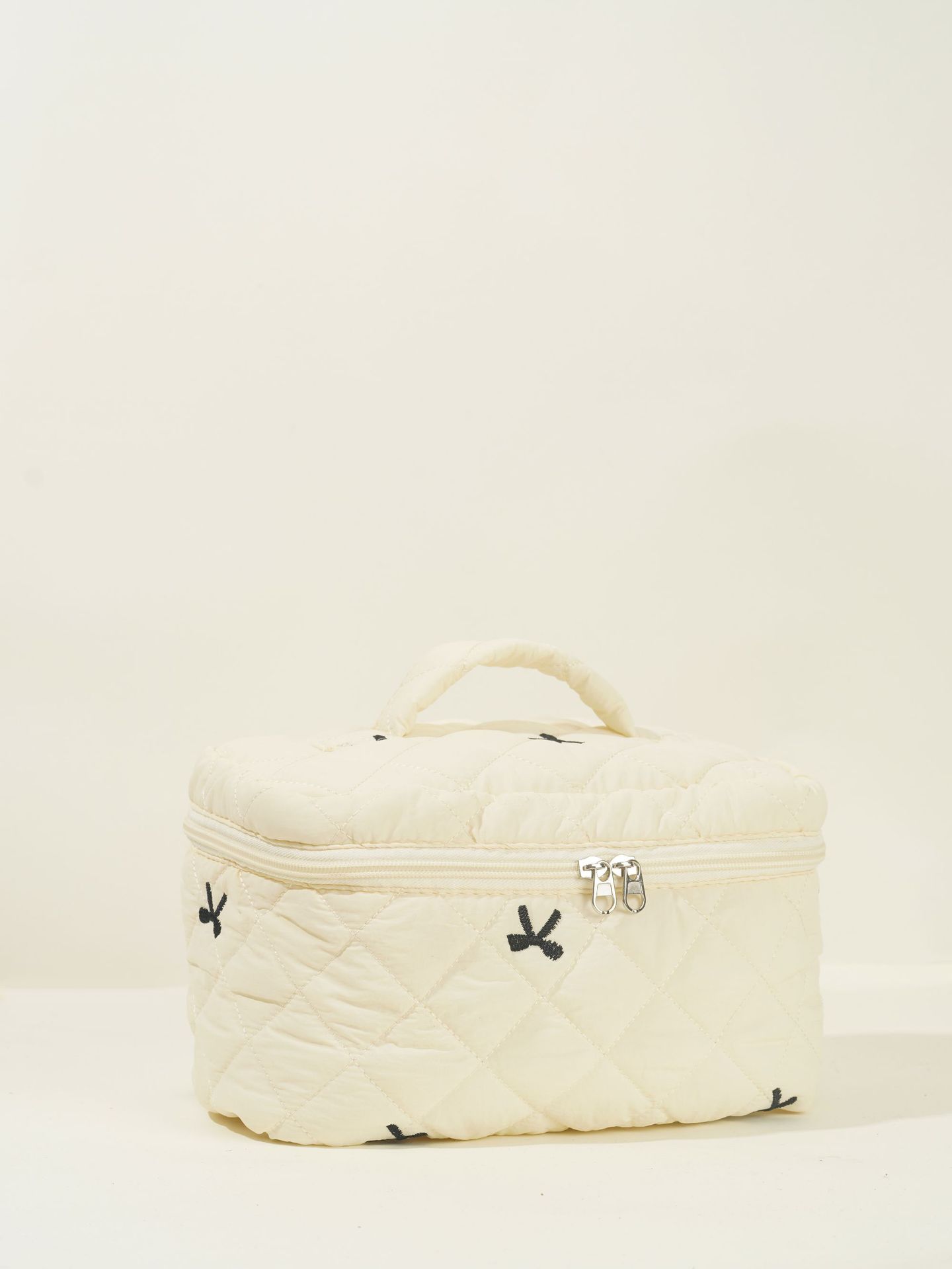 미디 자수 리본 라지 핸드백