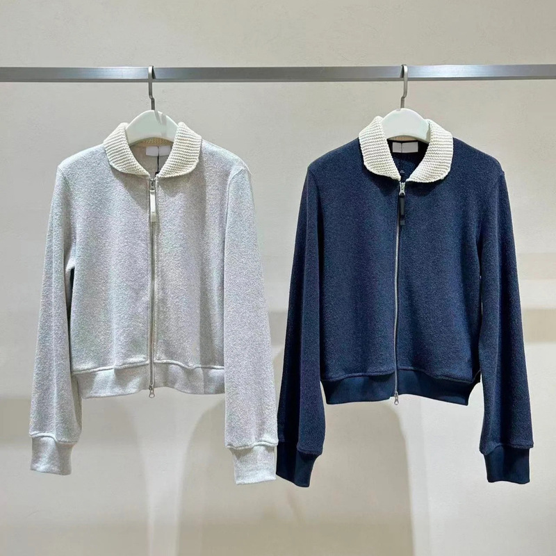 2025 New Autumn and Winter Niche Designer Same Style Knitted Lapel Fleece-Lined Sweatshirt Sports Cardigan for Women