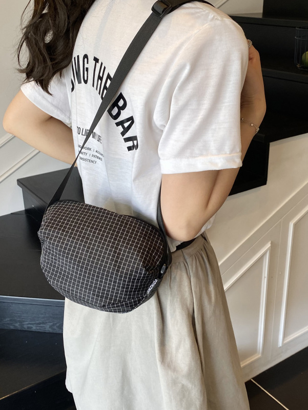 2025新款潮流格子防水尼龙贝壳包女款休闲运动百搭便携单肩斜挎包|undefined