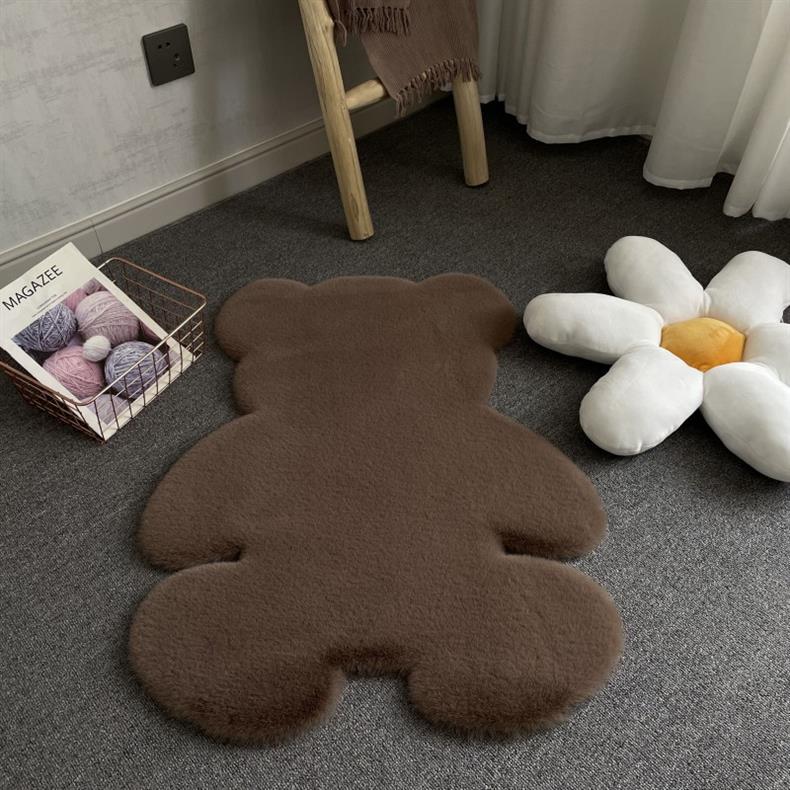 Ins Cute Bear Carpet Plush Decorative Carpet Bedroom Renovation Girl Heart Popular Kidsren's Room Bedside Floor Mat