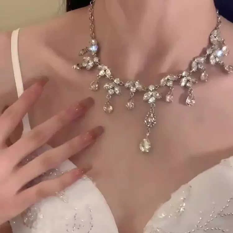 超闪水钻锆石项链粉色水滴吊坠轻奢感小众气质设计感配饰