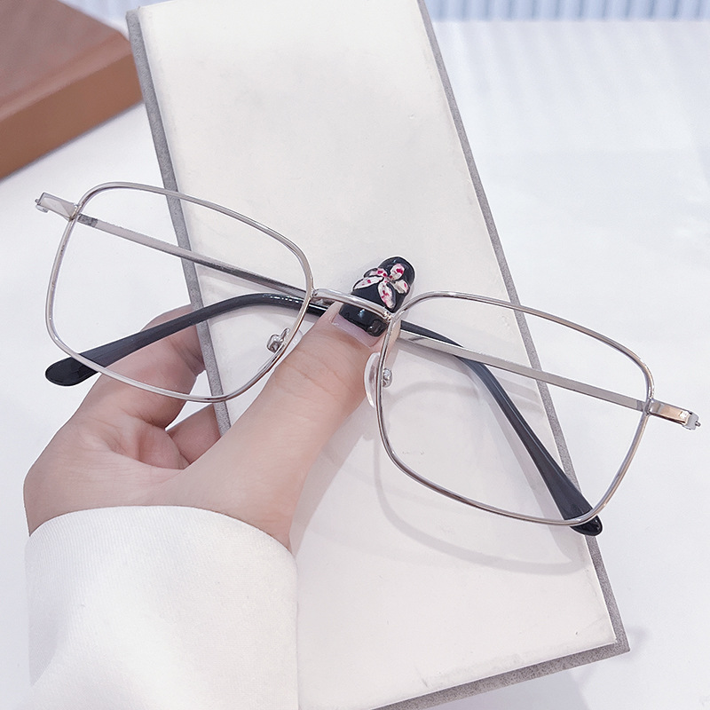 斯文金糸メガネ男型顕顔小金属細枠変色平光鏡ins高顔値近視眼鏡枠