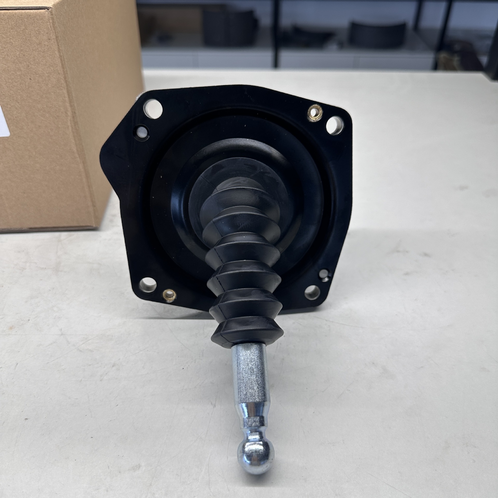 20857742 9700515090 Suitable for Volvo Air System  Cylinder