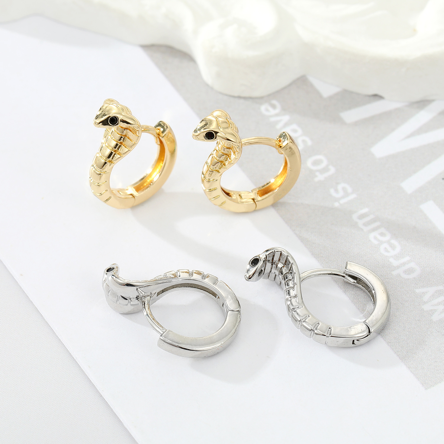 Fashion Jewelry Snake Shaped Cobra Animal Alloy Earrings display picture 4