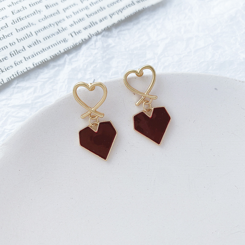 Pendientes de perlas, pendientes de estilo caliente, lujo ligero, pendientes simples de celebridades de Internet, accesorios de Yiwu, venta al por mayor