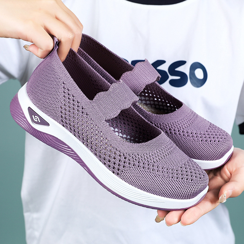 Zapatos de mujer zapatos individuales transfronterizos de verano para mujer al por mayor zapatos de tela viejos de Beijing de un pie zapatos de madre de mediana edad y ancianos zapatos ligeros para caminar