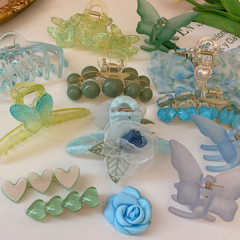 Gradient Color Color Sweet Women'S Heart Shape Flower Arylic Butterfly Inlay Artificial Pearls Hair Claws