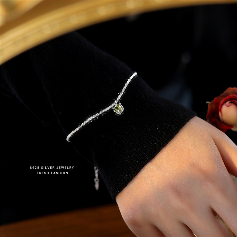 Silver Starry Sky Sparkling Bracelet With Olive Green Zircon_voghion.com