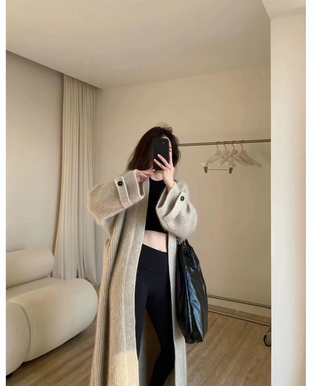 Women's Gender Wholesale Women's Elegant Solid Color Long Sleeve Button Sweaters & Cardigans