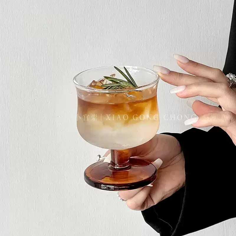 Niche Retro Low-Footed Waist-Cinched Glass Cup, Instagram-Style American Coffee Cup, Specialty Drink Cup, Cold Drink Cup, Juice Cup