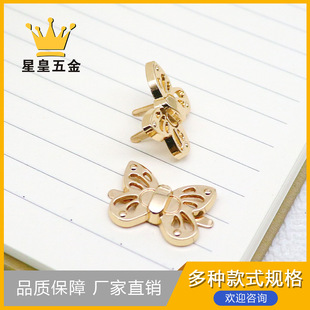 �\��ɫ���i���U�պ����Π����\�Ͻ�Ů���ִ��b�Ʒ�������