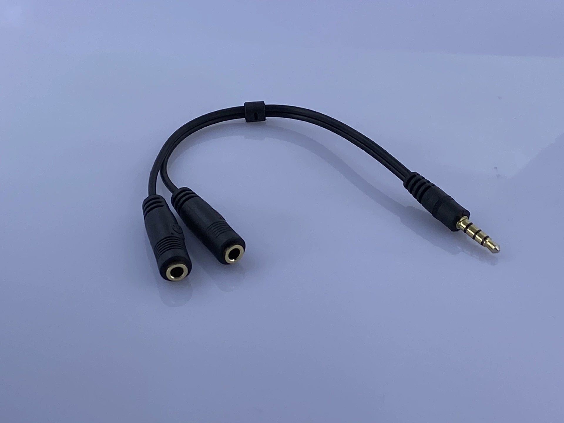 Laptop, headphones, 2 in 1