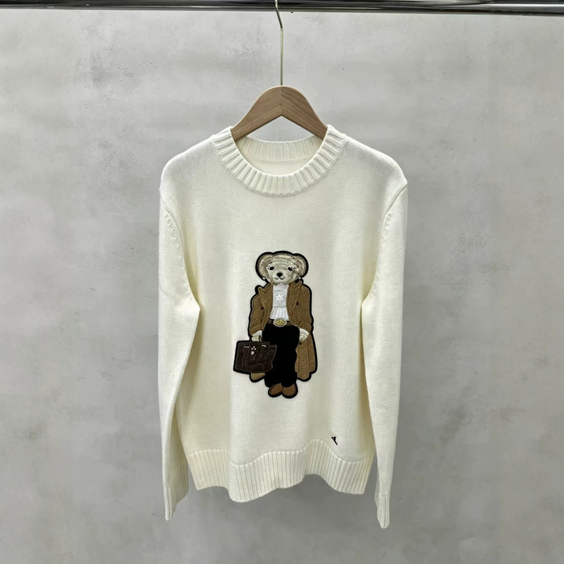 Cross-border high-end autumn and winter handbag-style trench coat, bear cashmere loose-fit knitwear, high-quality cartoon design
