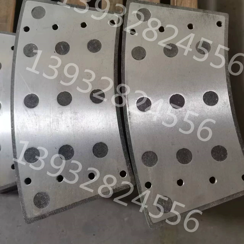 Производитель Honghan производит четырехмашинные гидравлические дисковые тормозные колодки для ремонта скважин на нефтяных месторождениях.