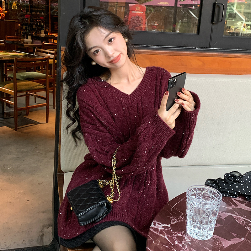 Xiu Xixi 2024 Winter neuen Stil Angola rot Temperament elegante Pailletten Pullover All-Match Pullover Frauen 25110