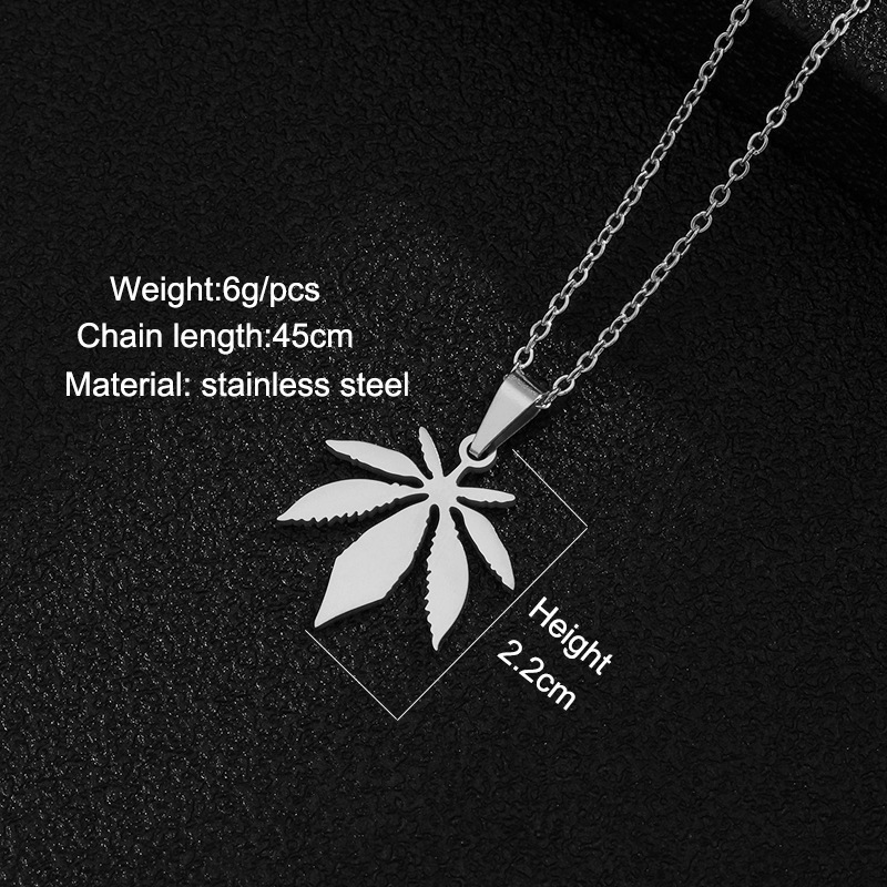 Mode Simple Feuille D'érable Pendentif Rétro Titane Acier Collier display picture 5